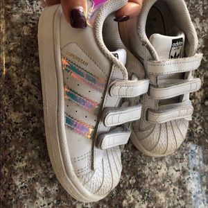 Toddler Adidas Shoes size :7